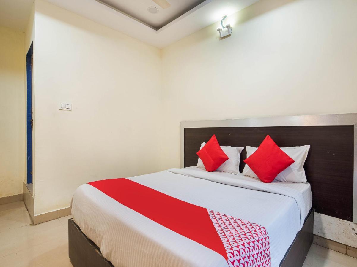 Hotel Oyo 74206 Ssr Residency Visakhapatnam Exterior foto